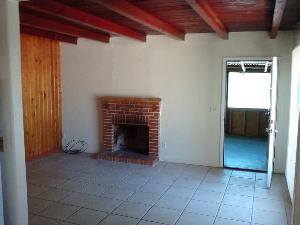 4668 E Linden St in Tucson, AZ - Foto de edificio
