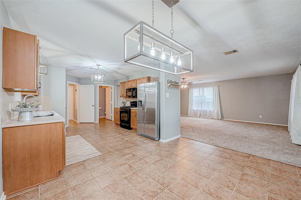 1430 Natural Pine Trail in Conroe, TX - Building Photo