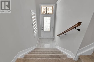 334 Falsetto St in Ottawa, ON - Building Photo - Building Photo