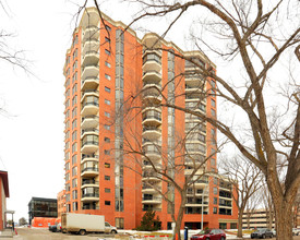 LeMarchand Tower in Edmonton, AB - Building Photo - Building Photo