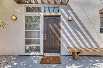 53945 Eisenhower Dr in La Quinta, CA - Building Photo - Building Photo