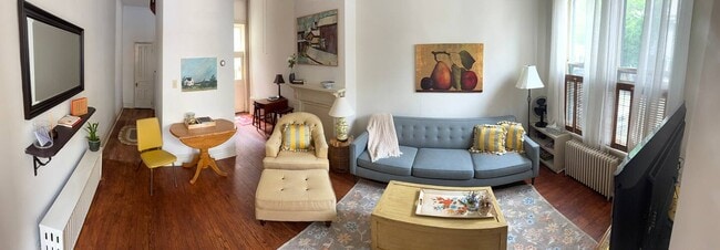 128 W Louther St