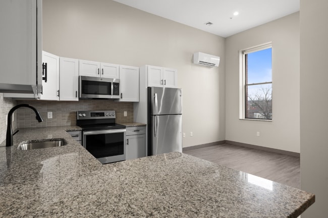 56 Oak Terrace in Haverhill, MA - Building Photo - Building Photo