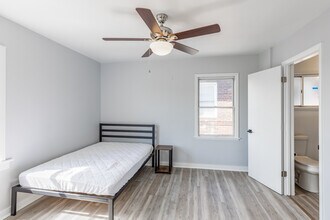 5735 Hobart St, Pittsburgh, PA 15217 in Pittsburgh, PA - Foto de edificio - Interior Photo