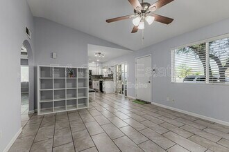 1005 W Laguna Dr in Tempe, AZ - Building Photo - Building Photo