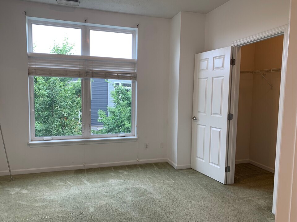 7309 Battery Park Blvd in Cleveland, OH - Building Photo