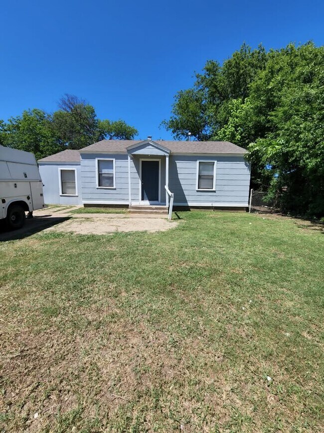 1213 E Shaw St in Fort Worth, TX - Building Photo - Building Photo