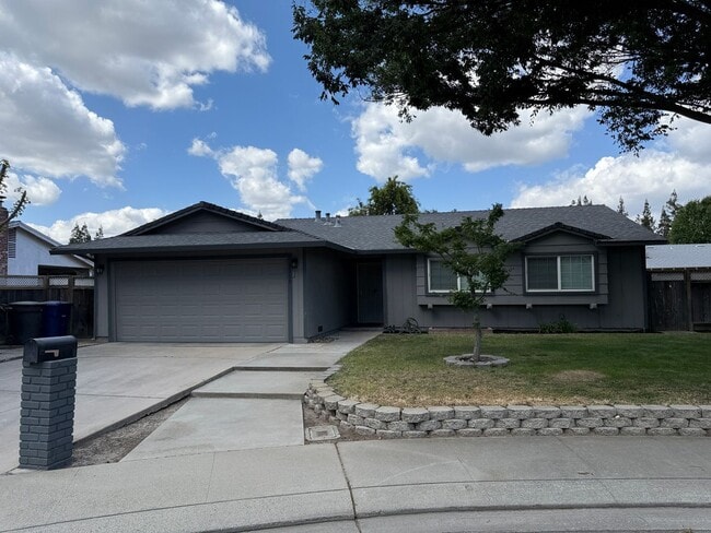 3309 Pumphouse Ct in Modesto, CA - Building Photo - Building Photo