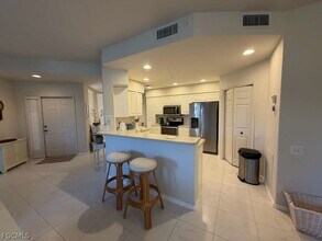 17020 Willowcrest Way in Ft. Myers, FL - Building Photo - Building Photo