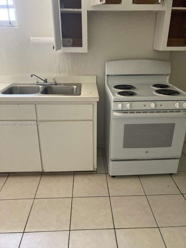 18815 NW 33rd Ct in Miami Gardens, FL - Building Photo - Building Photo