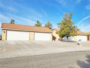 1340 Pocahontas Ave in Pahrump, NV - Building Photo - Building Photo