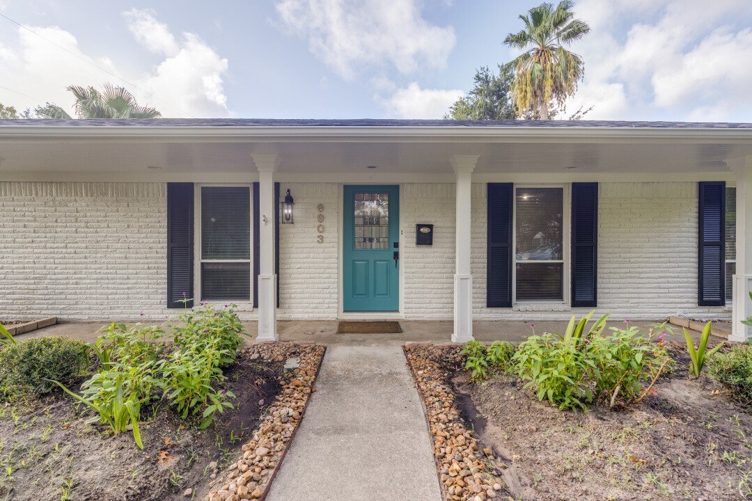 6903 Alderney Dr in Houston, TX - Building Photo