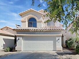 10008 E Capri Ave in Mesa, AZ - Building Photo