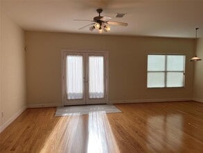 3727 Main Poplar Dr in Houston, TX - Building Photo - Building Photo
