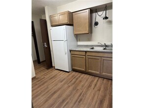 1418 Black Oak Ave in Montevideo, MN - Building Photo - Building Photo