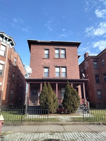 52 Congress St in Hartford, CT - Building Photo