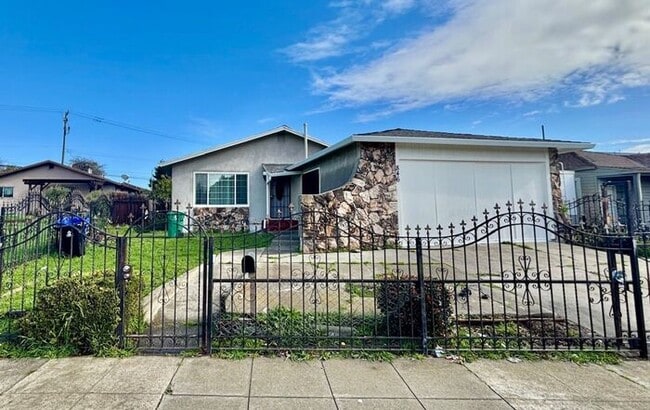 property at 846 Carlson Blvd