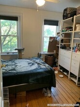 108 Central St, Unit 3R in Somerville, MA - Foto de edificio - Building Photo