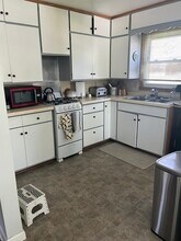 632 S Anna Ave in Lake Crystal, MN - Foto de edificio - Building Photo