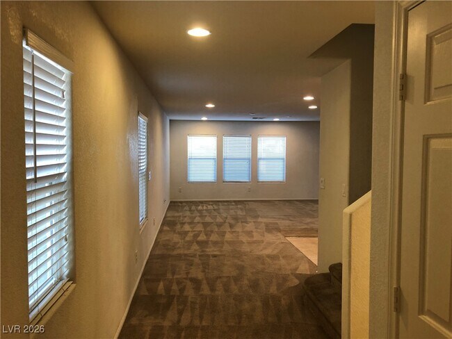 9300 Keystone Ridge Ave in Las Vegas, NV - Building Photo - Building Photo