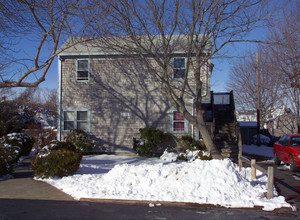 45 Ridgewood Ave in Hyannis, MA - Building Photo - Building Photo