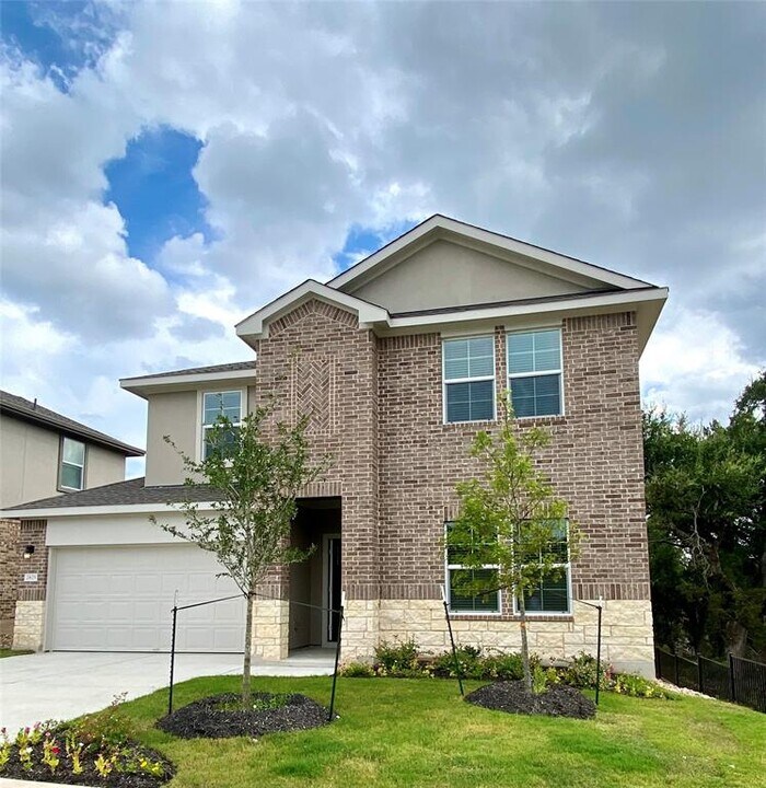 2825 Indian Clover Trl in Leander, TX - Building Photo