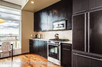 949 NW Overton St-Unit -#1209 in Portland, OR - Foto de edificio - Building Photo