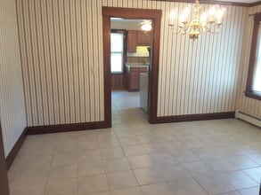 15-21-21 McBride St in Northbridge, MA - Building Photo - Building Photo