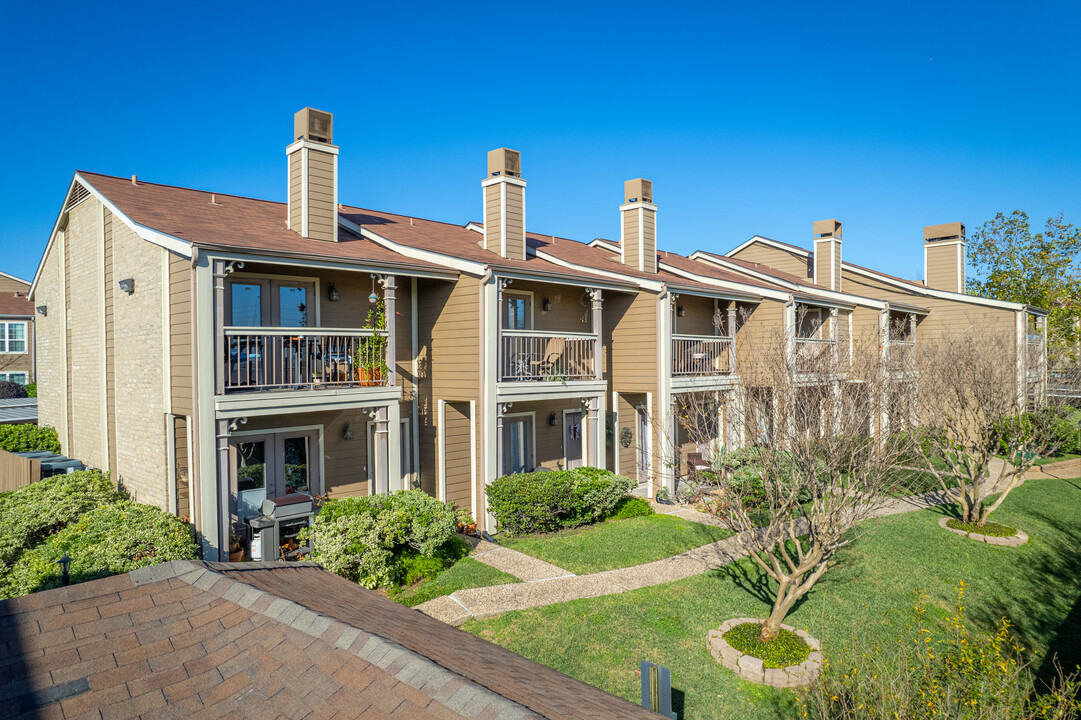 The Park at White Oak in Houston, TX - Building Photo