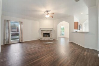 117 Richard Ln in Red Oak, TX - Building Photo - Building Photo