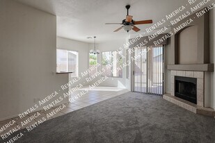 3850 W Park View Ln in Glendale, AZ - Building Photo