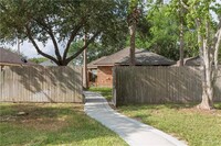 2705 Verdin Ave in McAllen, TX - Building Photo - Building Photo