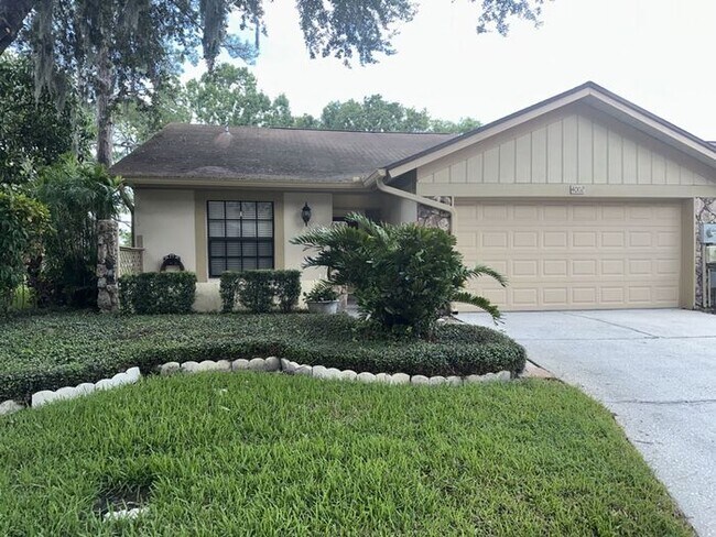 property at 4002 Shoreside Cir
