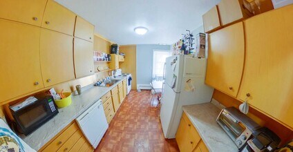 731 Humboldt St in Manhattan, KS - Foto de edificio - Building Photo