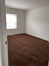 9225 Bridle Path Ln in Laurel, MD - Building Photo - Building Photo