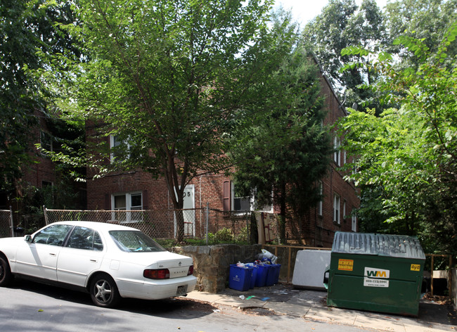 605 Silver Spring Ave in Silver Spring, MD - Building Photo - Building Photo