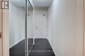 1202 Main St E in Milton, ON - Building Photo - Building Photo