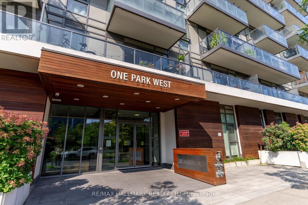 260 Sackville St in Toronto, ON - Building Photo