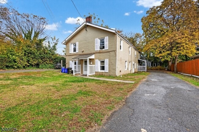 property at 148 Davenport St