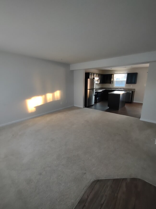 76 Azalea Cir in Elkton, MD - Building Photo - Building Photo