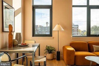 1700 N Front St, Unit 1B-312 in Philadelphia, PA - Building Photo - Building Photo