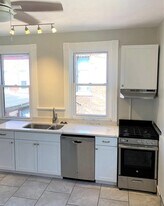 2329 Larkins Wy in Pittsburgh, PA - Building Photo