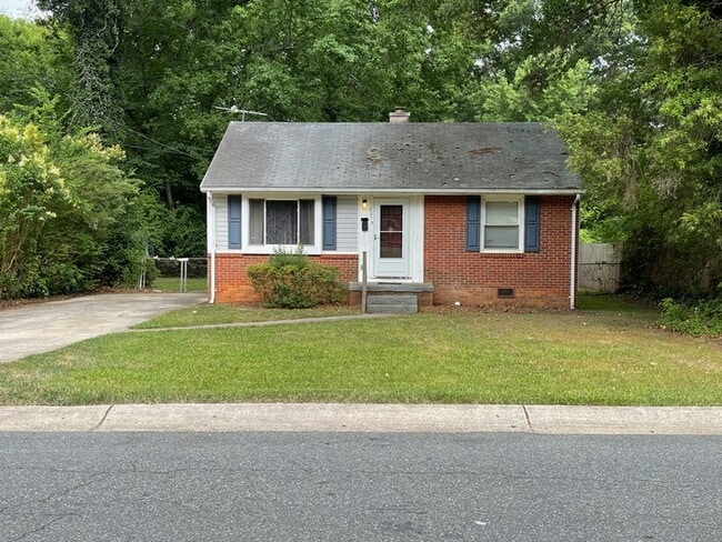property at 2315 Finchley Dr