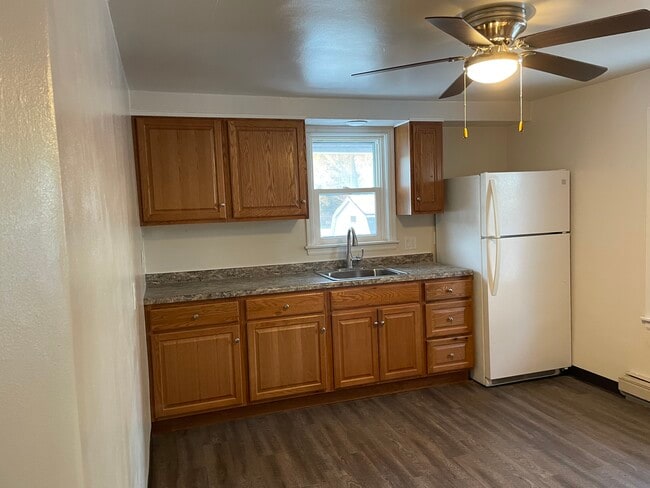 13496 Velp Ave, Unit B