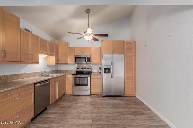 712 N Santa Barbara in Mesa, AZ - Building Photo - Building Photo
