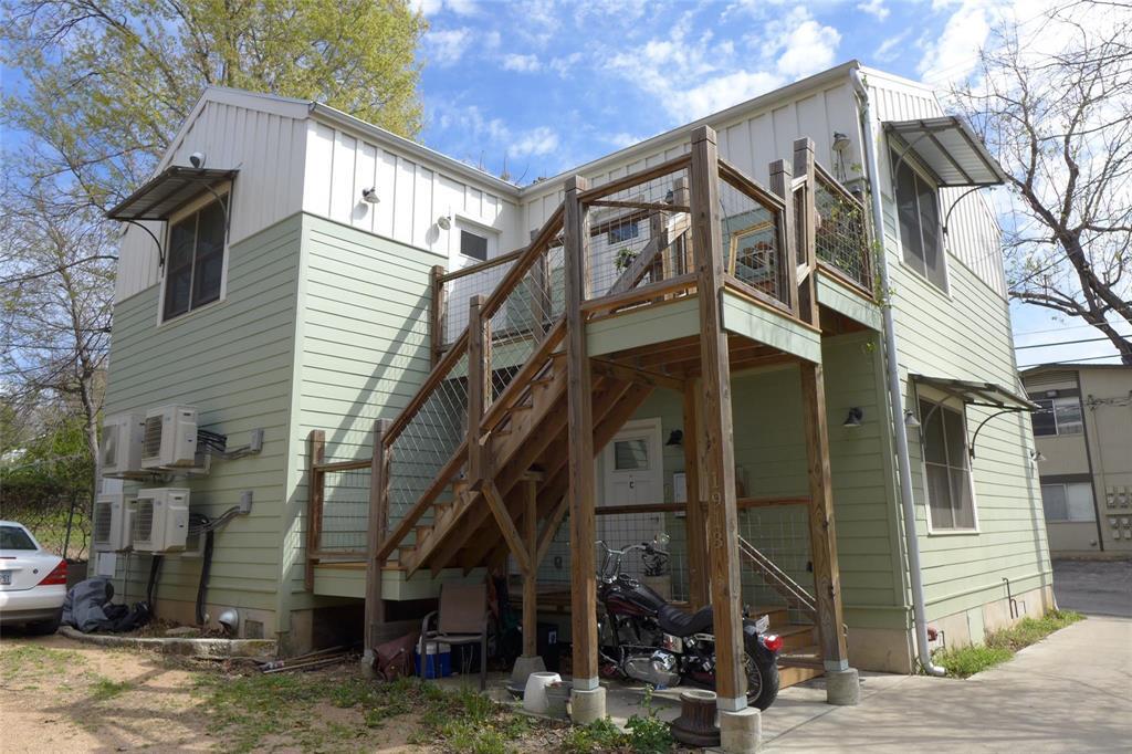 1913 Robbins Pl in Austin, TX - Building Photo