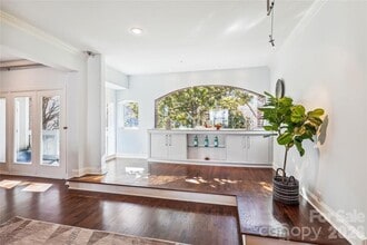 337 W 7th St in Charlotte, NC - Building Photo - Building Photo