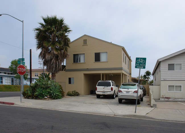 5240-5244 La Jolla Mesa Dr in San Diego, CA - Building Photo - Building Photo