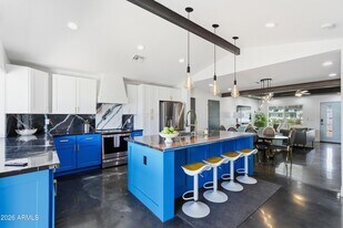 2812 N 71st Pl in Scottsdale, AZ - Building Photo