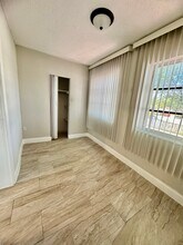 921 N 19th Ave, Unit 4 in Hollywood, FL - Building Photo - Building Photo